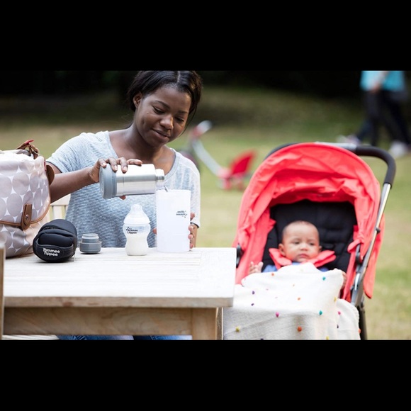 Tommee Tippee Portable Travel Baby Bottle Warmer -Multi Function - BPA Free - Picture 4 of 5